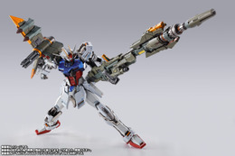 「ガンダムSEED」“種ポーズ”もしっかりキマる「ランチャーストライカー」がMETAL BUILD10周年記念パケで登場！ 画像