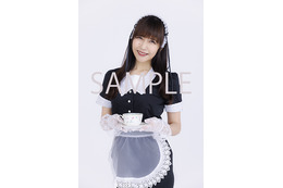 声優・井上喜久子、学生服＆メイド服姿を披露♪初エッセイの表紙＆特典コスプレ画像が公開 画像