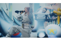 YOASOBI、RADWIMPSトリビュートアルバム収録曲「会心の一撃」のライブ映像公開 画像