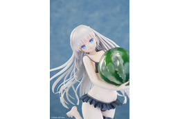 「サマポケ」ヒロイン・鳴瀬しろはが大胆な水着姿で立体化♪　白い肌と黒いビキニのコントラストに思わず目を奪われそう！ 画像