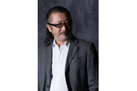 “待たせたな”「VIVANT」チンギス（CV：大塚明夫）の登場にSNS沸く!!メタルギア監督・小島秀夫に続く出演に「アツい」の声も【反応まとめ】 画像