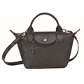「Longchamp x Pokemon」Le Pliage Cuir Pokemon（C）2020 Pokemon.（C）1995-2020 Nintendo/Creatures Inc./GAME FREAKinc.TM,（R）, and character names are trademarks of Nintendo